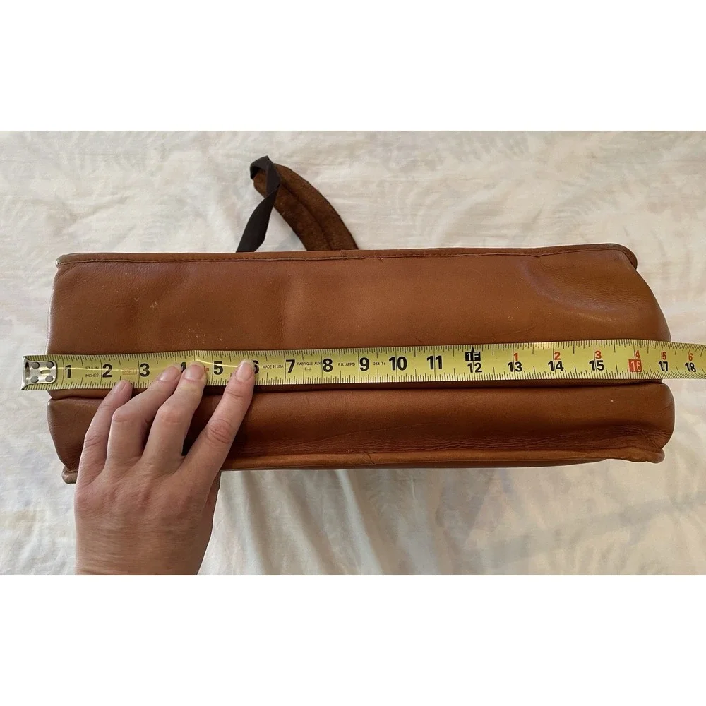 Claire Chase Distressed Tan Leather Laptop Briefcase Shoulder Bag Carry On Large